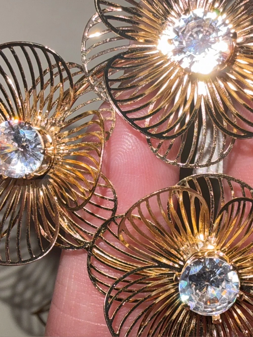 NWT Natasha Gold Filigree Floral Rhinestone Dangle Earrings